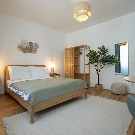 Bright Modern Studio In Center With A Queen Bed Viena Exterior foto