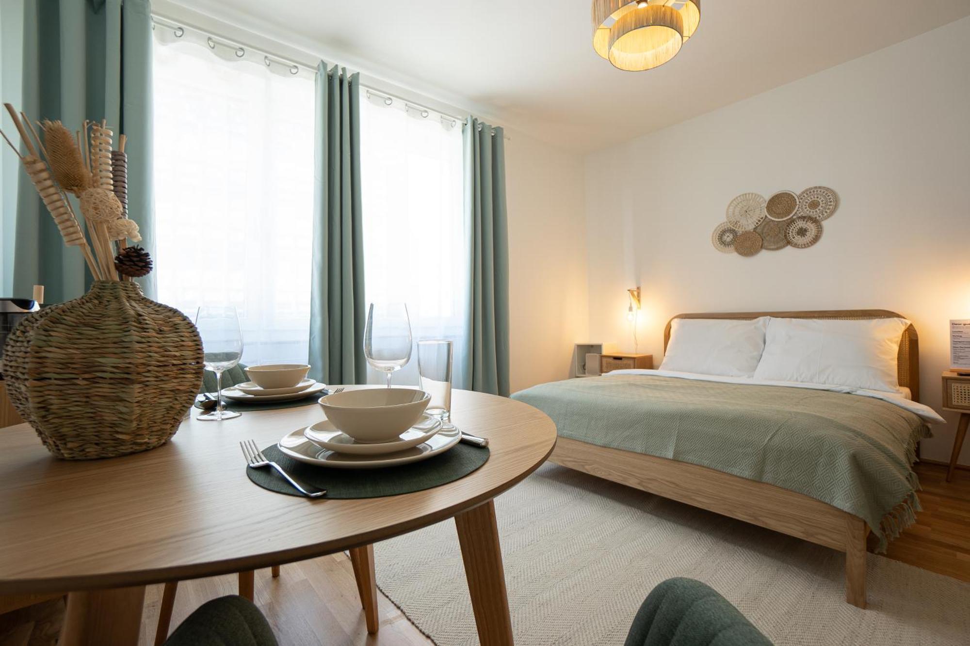 Apartamento Bright Modern In Center With A Queen Bed *